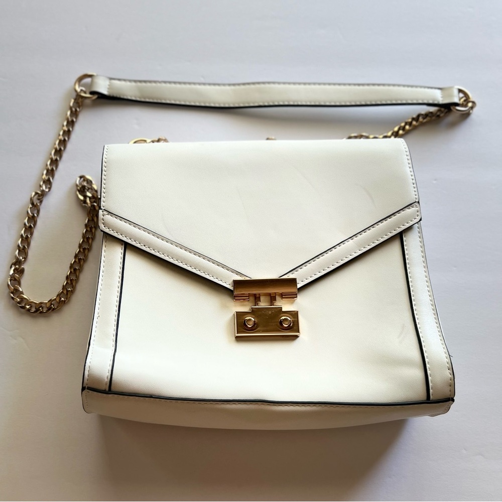 Forever 21 Hand Bag Purse Shoulder Faux Leather Strap gold and Cream
